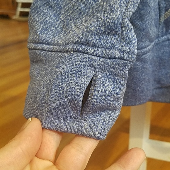 Puma hoodie - Picture 2 of 4